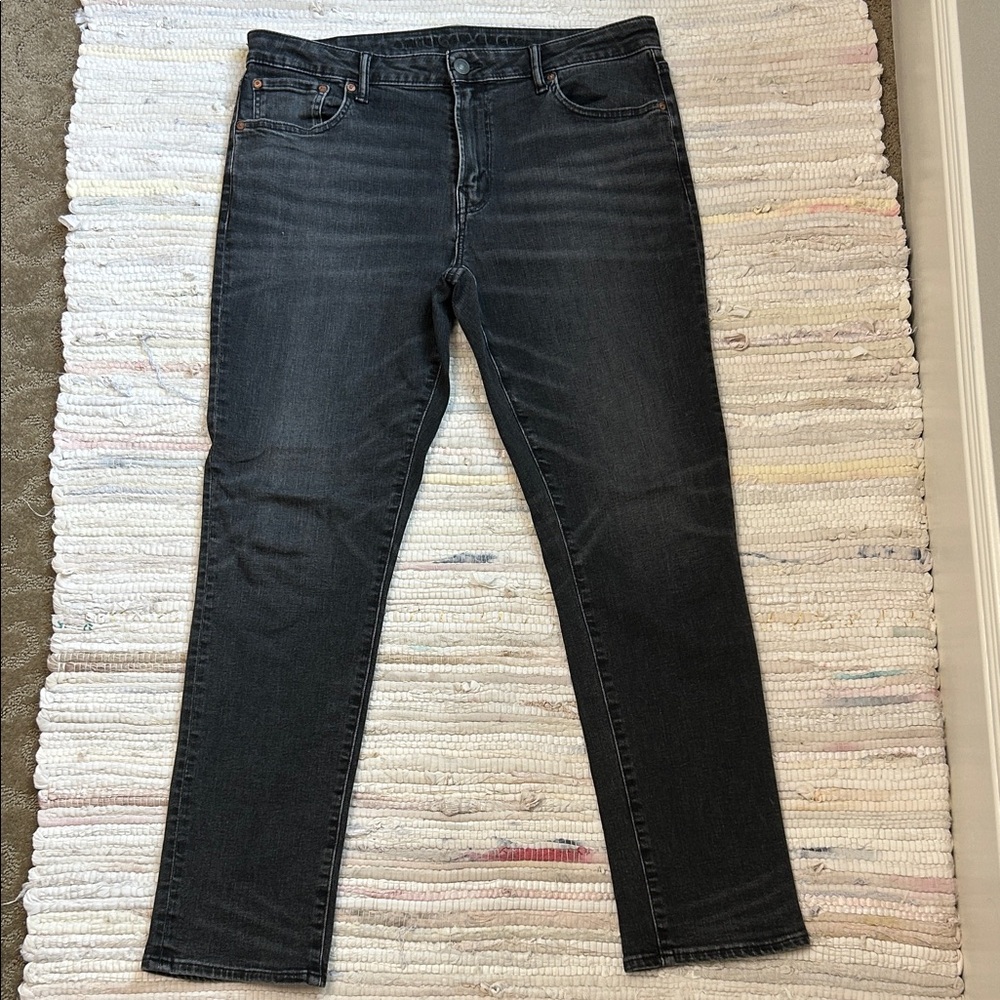 American Eagle Outfitters Men’s Black Jeans